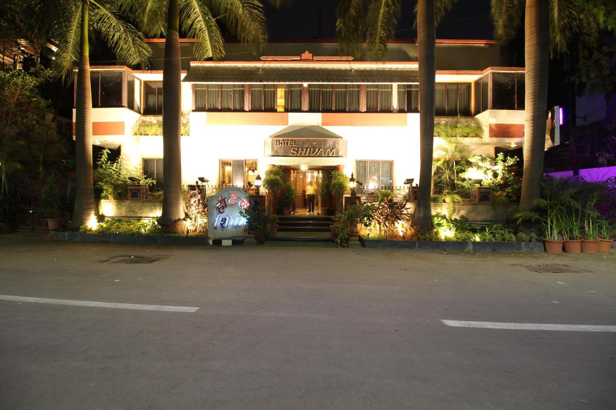 Hotel Shivam Pune Luaran gambar